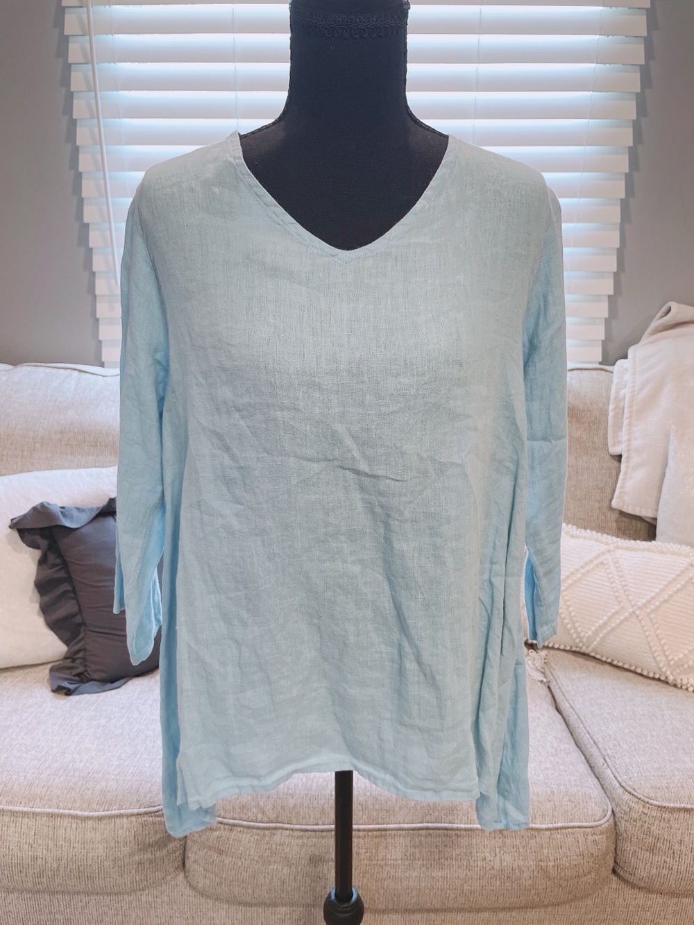 New with tags Pure Match Blue Linen Blouse Size M